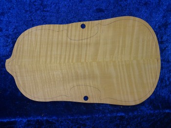 carved best flamed violin back 3259