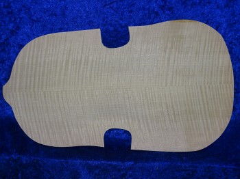 gefräster, schön geflammter Violaboden 3401