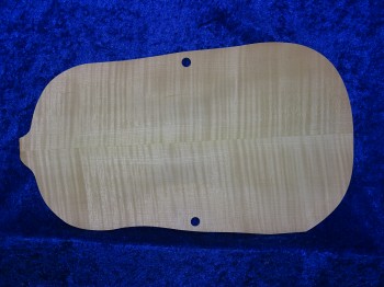 gefräster, schön geflammter Violaboden 3403