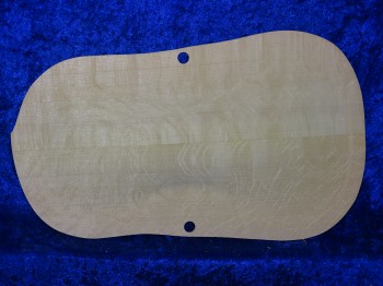 gefräste Geigendecke 3509 Hasel