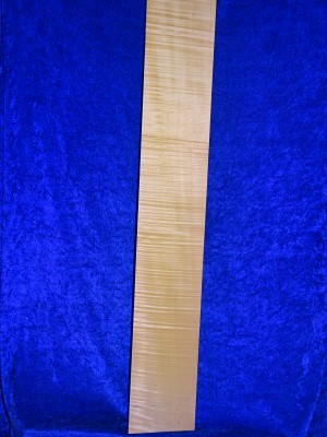 flamed maple block  for guitar neck, 2 violins 1702