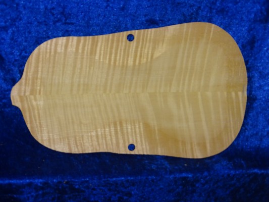 carved best flamed violin back 3259