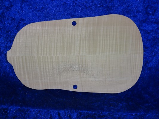 3/4 gefräster geflammter Geigenboden 3384