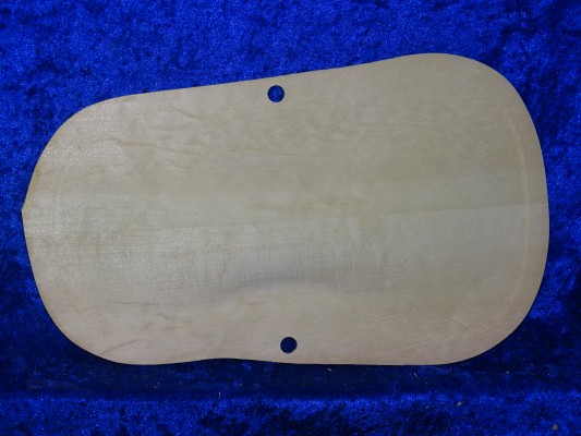 carved violin top 3497 bearclaw