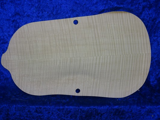 carved best flamed violin back 3502