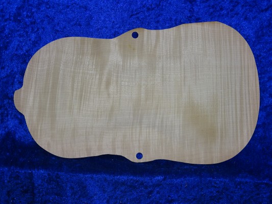 carved nice flamed viola back 3411
