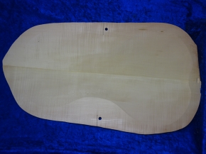älterer, gefräster Celloboden 3807
